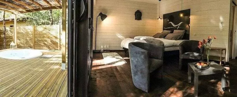 ベッドアンドブレックファースト L'haute En Couleur