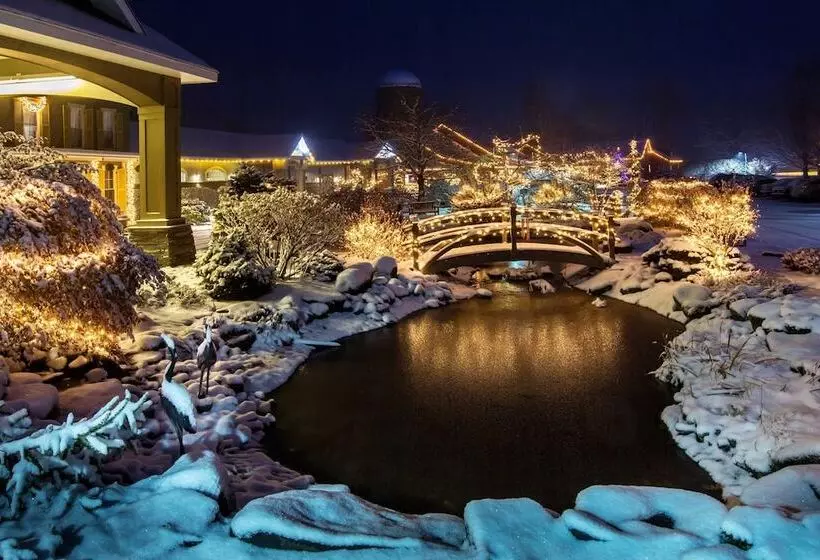 Emerson Resort & Spa