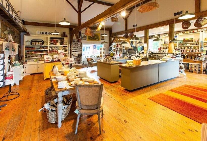 Emerson Resort & Spa