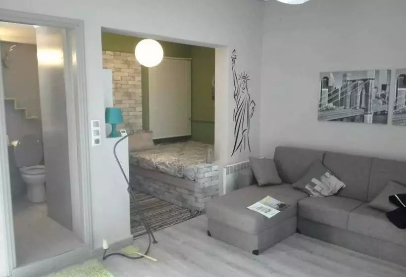 Ts George S Apartments By The Airport