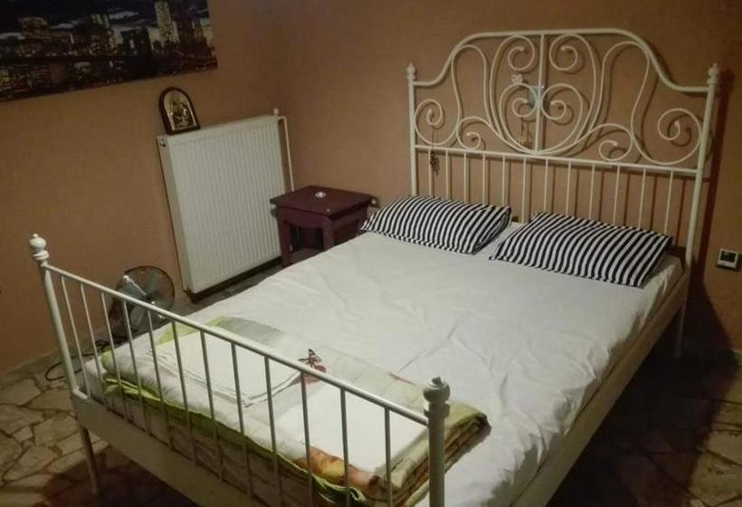 Ts George S Apartments By The Airport