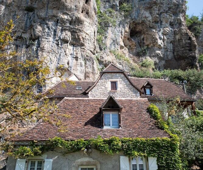 호텔 Logis Hôtels   Hôtel Restaurant Domaine Les Falaises