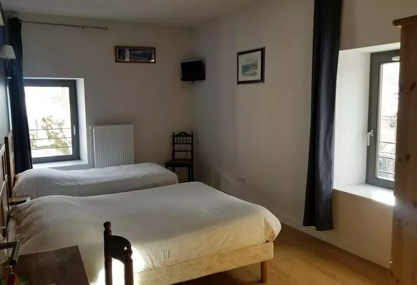 ホテル Hôtel Du Vercors