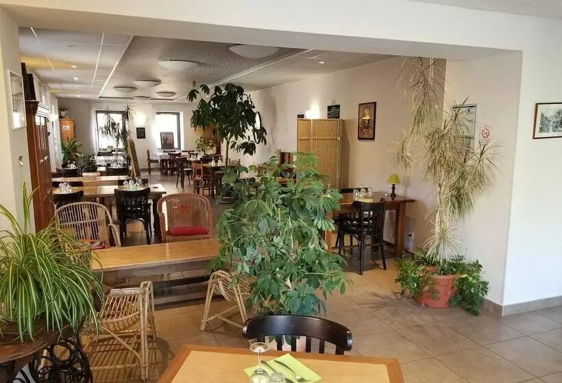 ホテル Hôtel Du Vercors