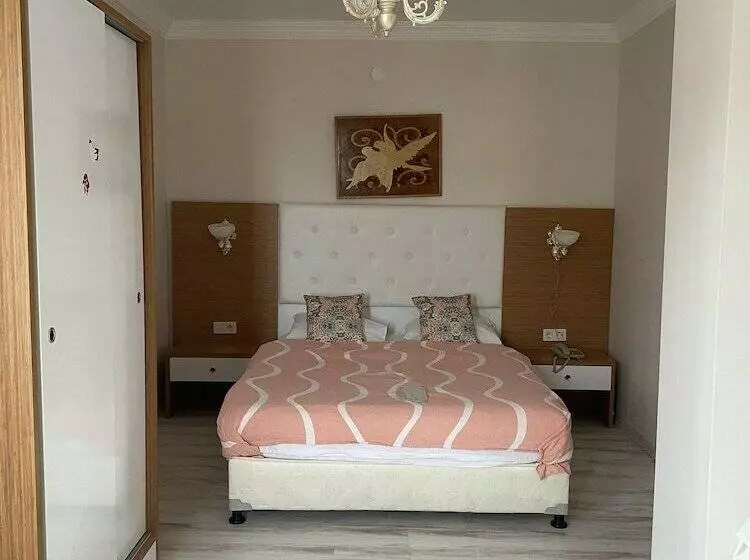 ホテル Igneada Parlak Resort