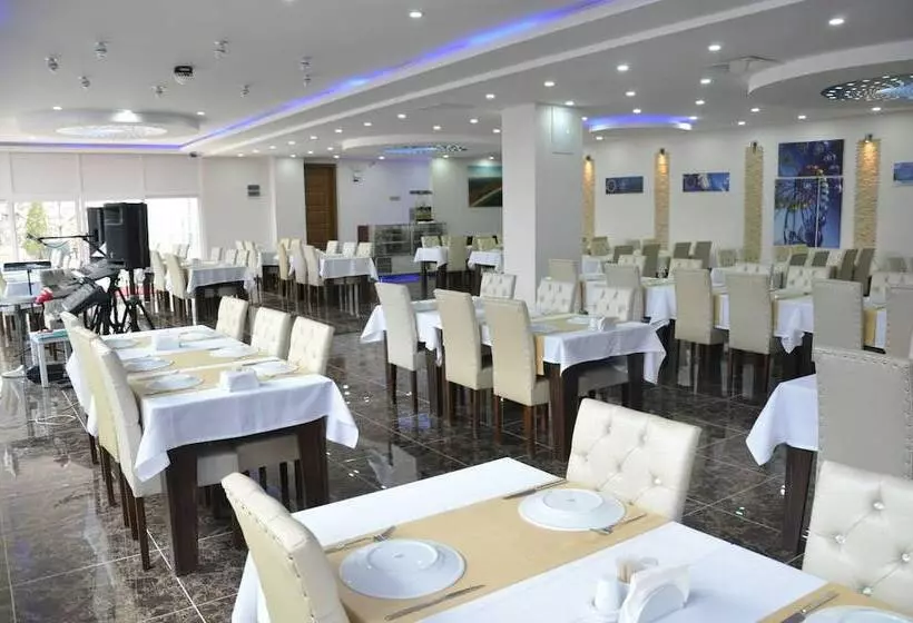 ホテル Igneada Parlak Resort