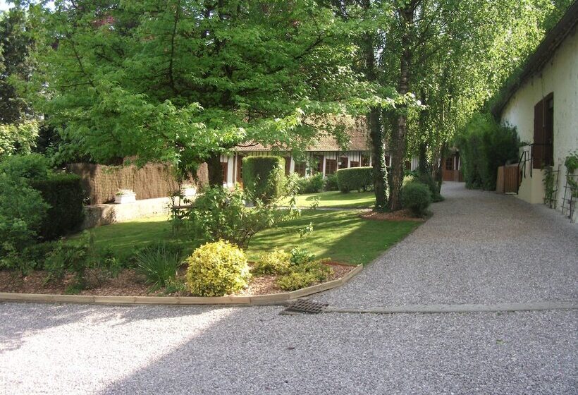 ホテル Le Domaine D Herambault