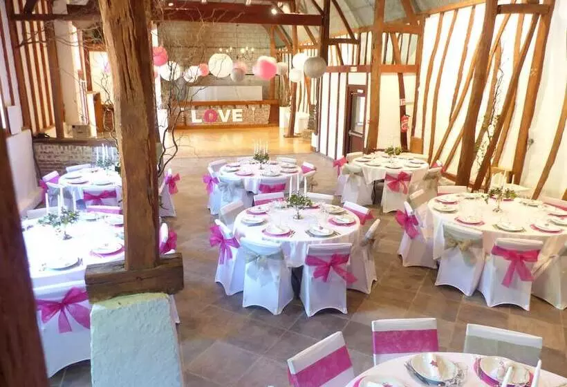 Hotelli Le Domaine D Herambault