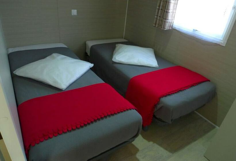 Отель Mobilandes Sanguinet