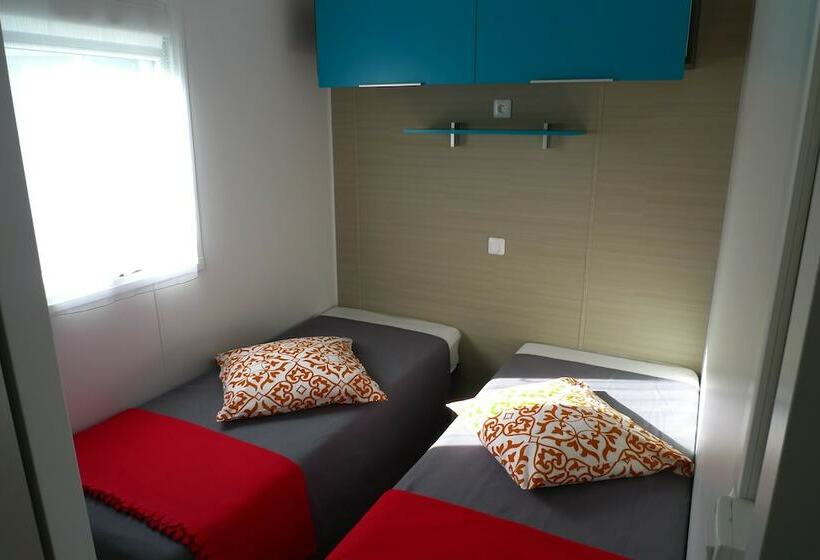 Отель Mobilandes Sanguinet