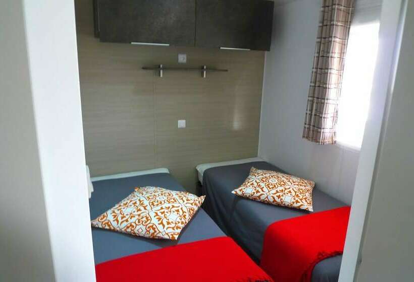 Отель Mobilandes Sanguinet