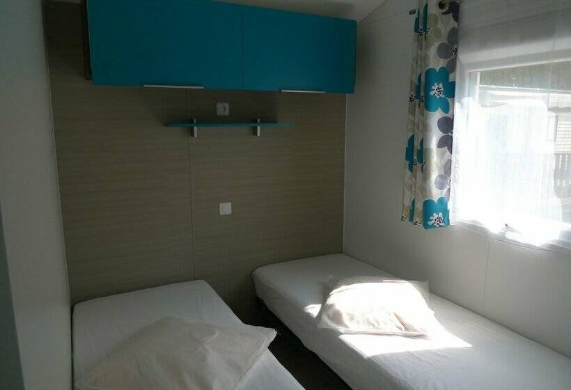 Отель Mobilandes Sanguinet