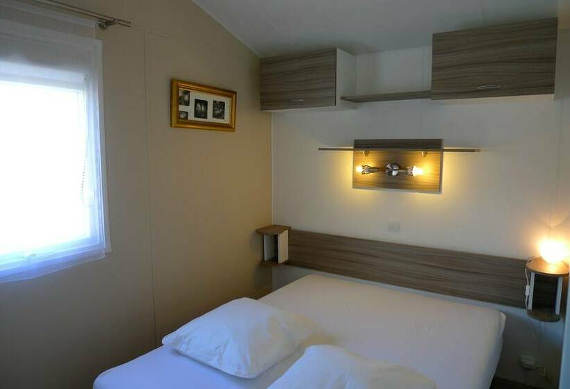 Отель Mobilandes Sanguinet