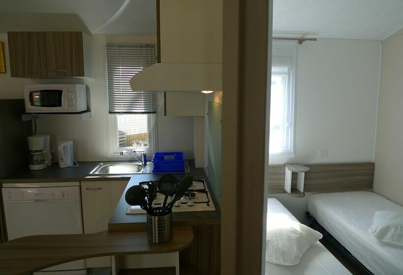 Отель Mobilandes Sanguinet