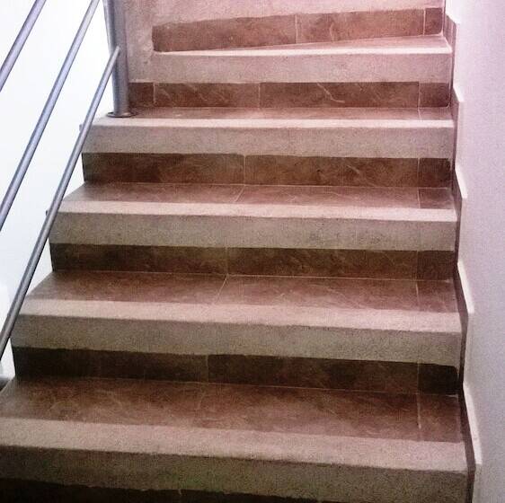 فندق Zafiro Real