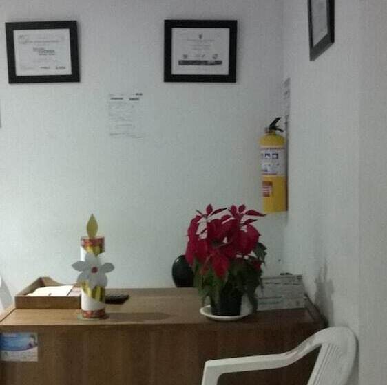 فندق Zafiro Real