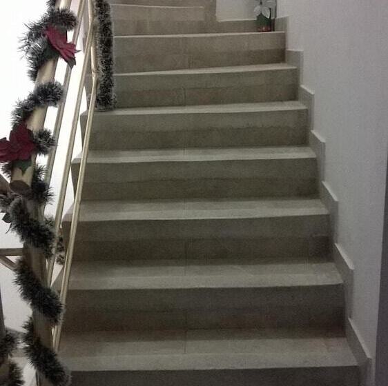 فندق Zafiro Real