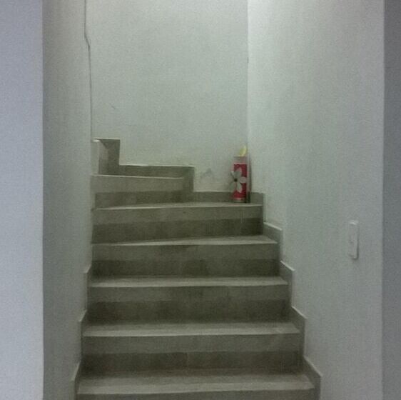 فندق Zafiro Real