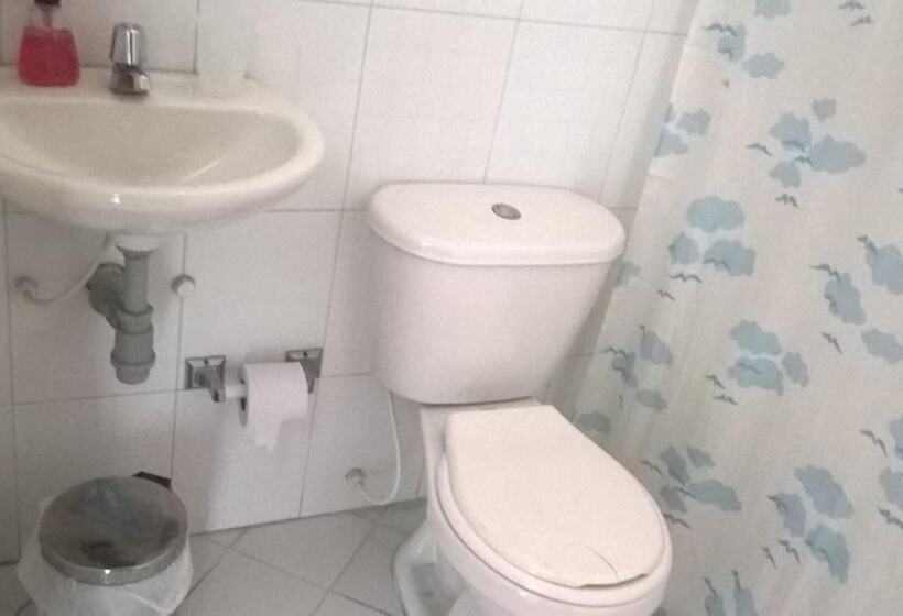 فندق Zafiro Real