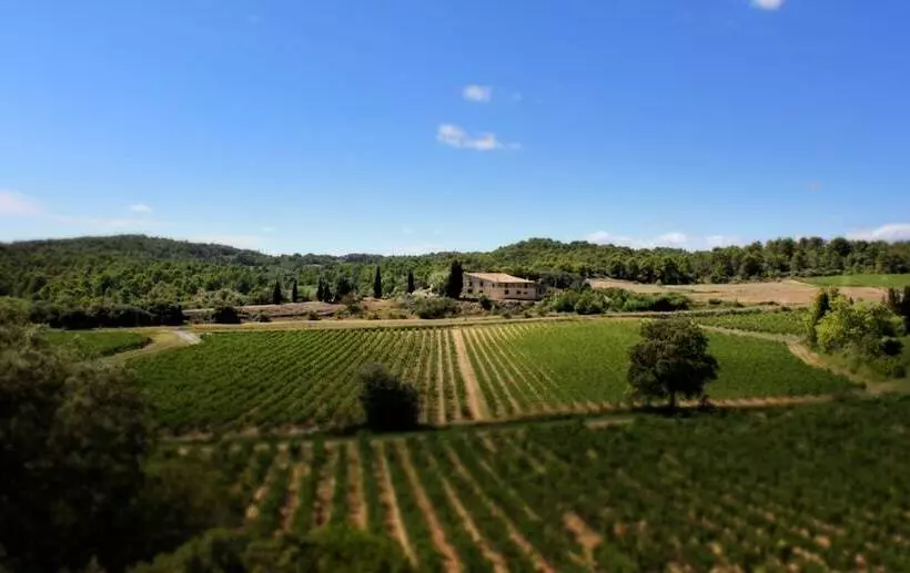 Majatalo Domaine De Palats