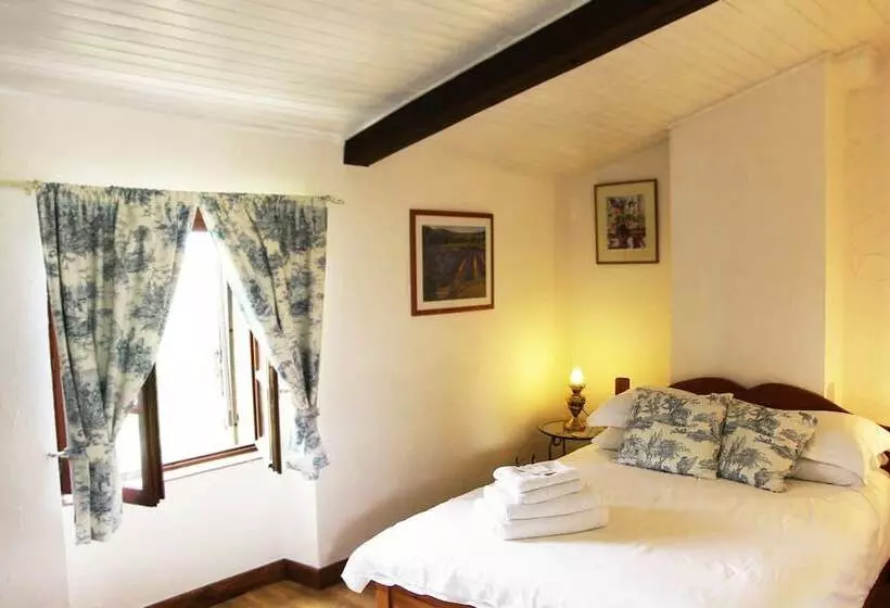 Majatalo Domaine De Palats