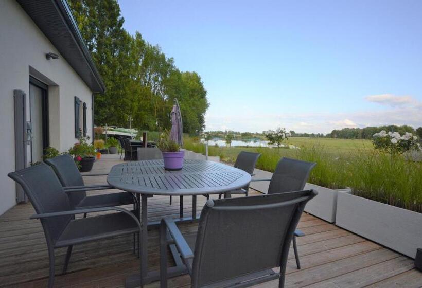 Пансион Gite L  Echo Des 2 Baies