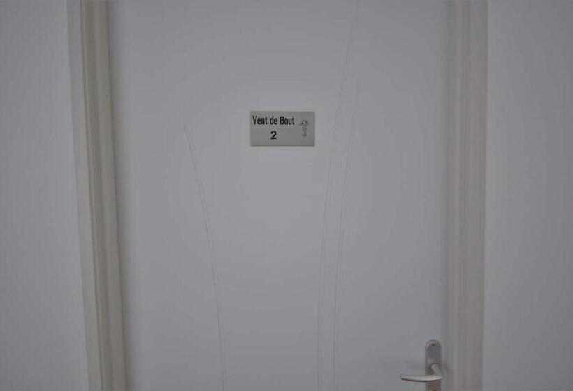 Пансион Gite L  Echo Des 2 Baies