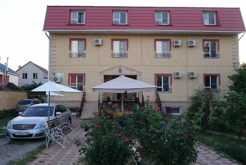 پانسیون Guest House Turovskih