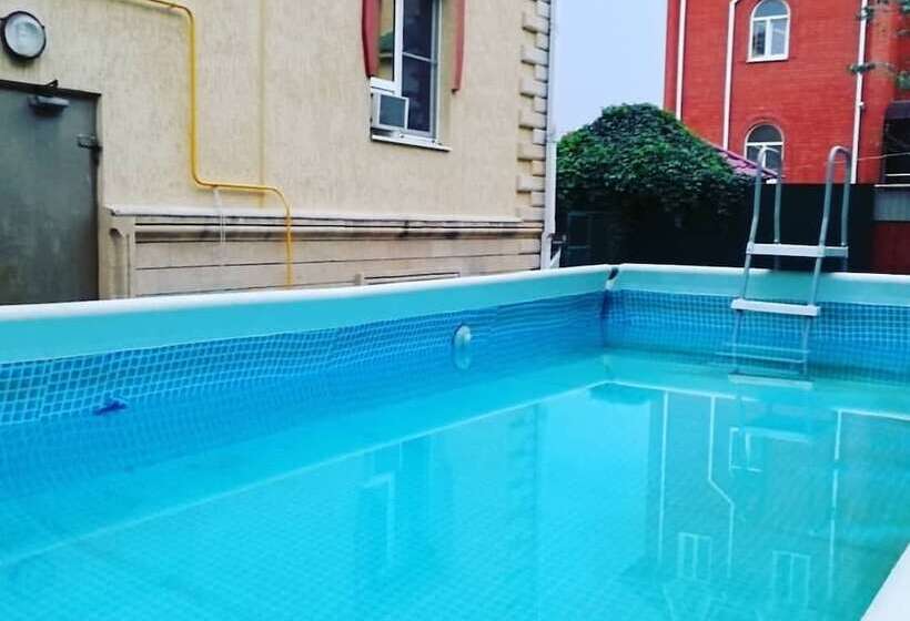 پانسیون Guest House Turovskih