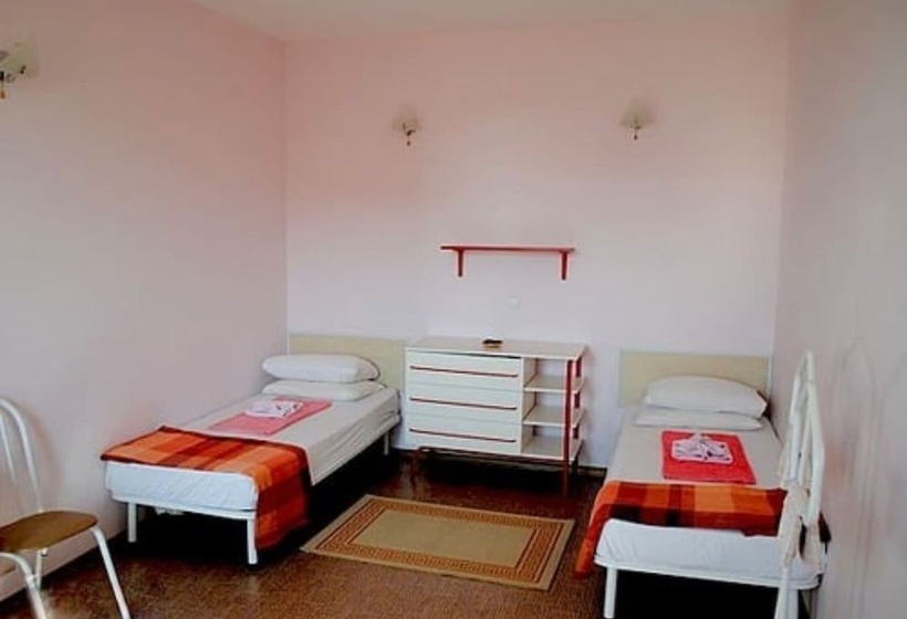پانسیون Guest House Turovskih