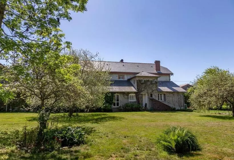 Majatalo La Maison De L'ousse