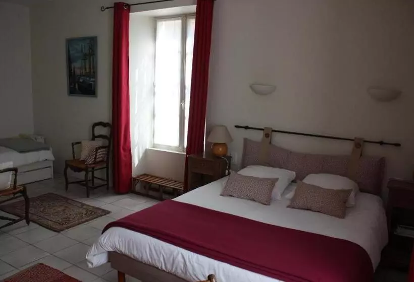 Majatalo La Maison De L'ousse