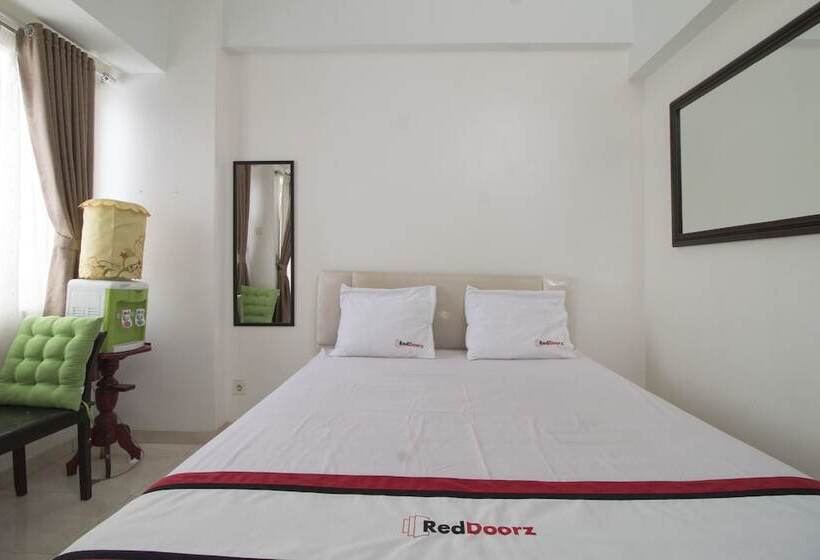 Reddoorz Apartment @ Margonda Residence 3