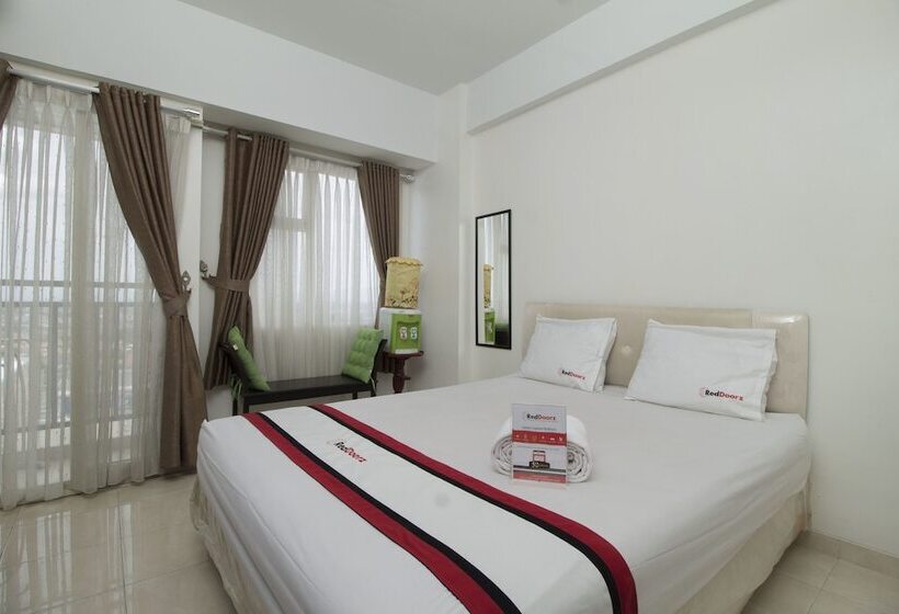 Reddoorz Apartment @ Margonda Residence 3