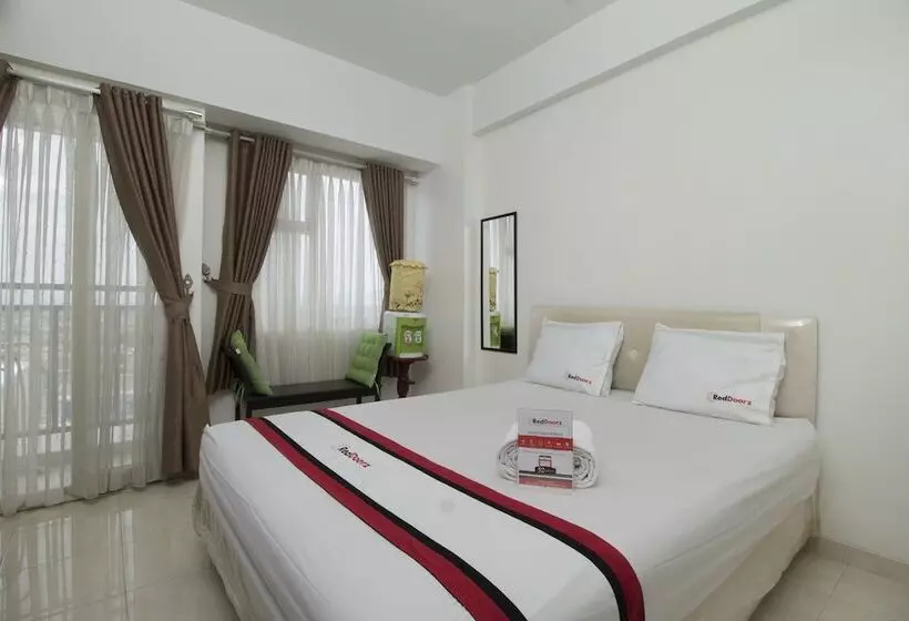 Reddoorz Apartment @ Margonda Residence 3