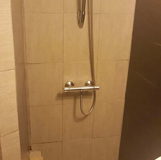 Ts George S Apartments By The Airport