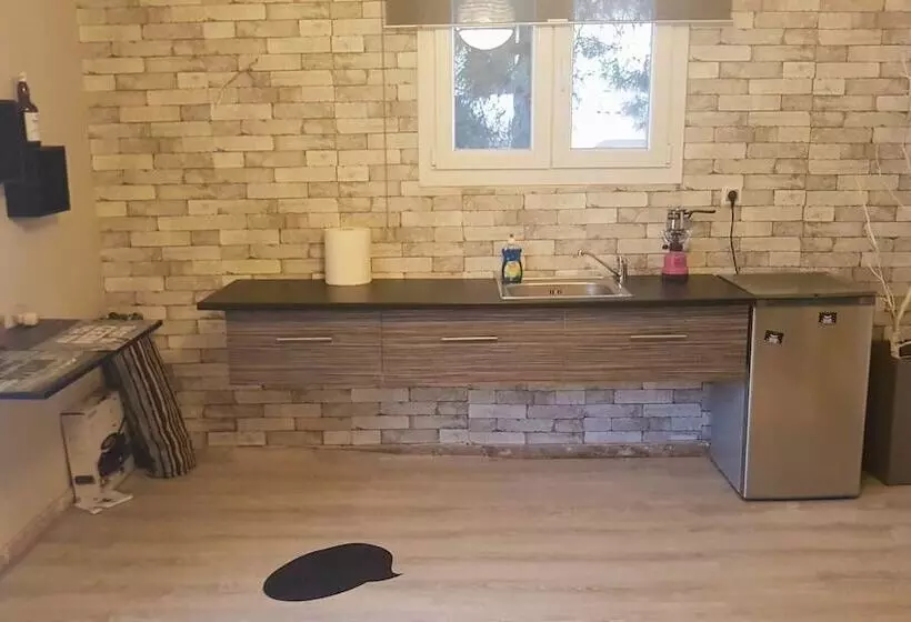 Ts George S Apartments By The Airport