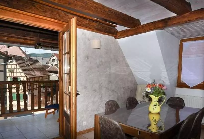 Un Balcon Sur Les Toits