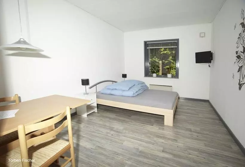 Bopladsen Jyndevad   Hostel