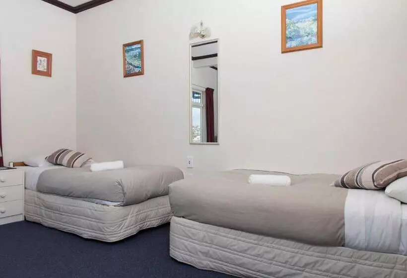 Retkeilymaja Moana Lodge