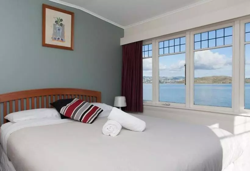 Retkeilymaja Moana Lodge