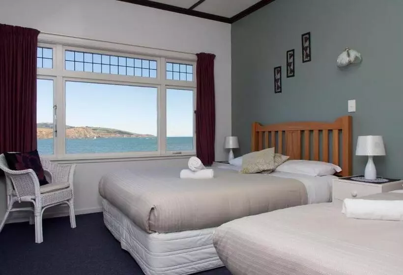 Retkeilymaja Moana Lodge