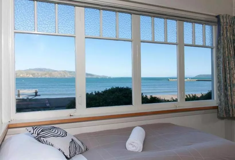 Retkeilymaja Moana Lodge