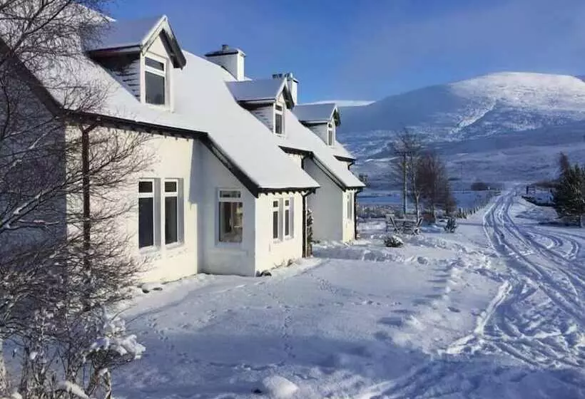 Balsporran Bed And Breakfast