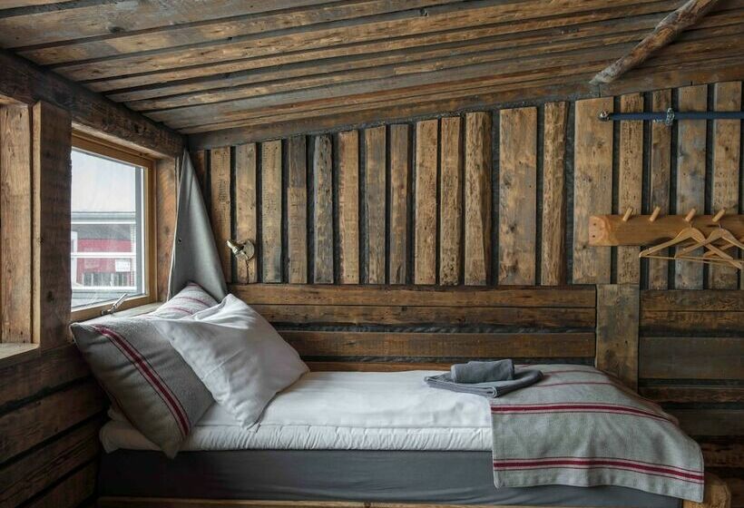 Hotel Basecamp Spitsbergen