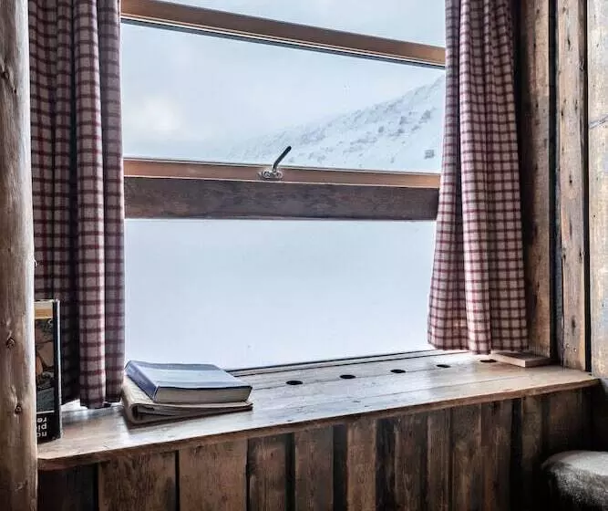 Hotelli Basecamp Spitsbergen