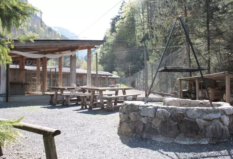 Hüttenhotel Husky Lodge