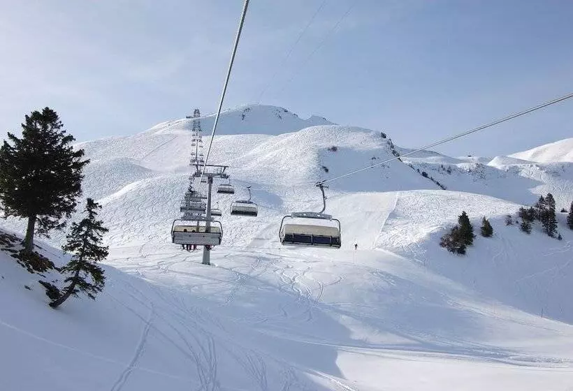 Hüttenhotel Husky Lodge