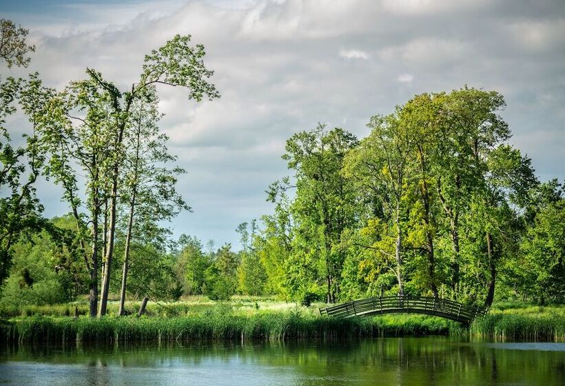 בית מלון כפרי Pałac Komierowo