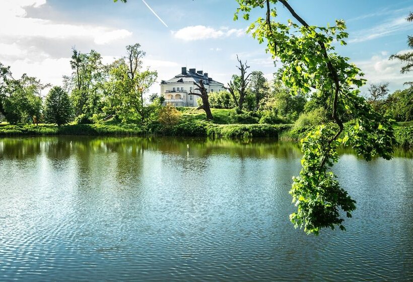 בית מלון כפרי Pałac Komierowo